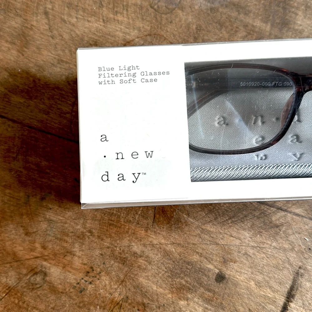 A New Day Blue Light Filtering Glasses with Soft Case